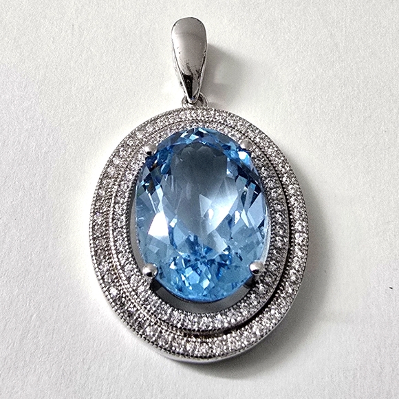 Watch Video / Sterling Silver 925 Topaz Halo Pendant